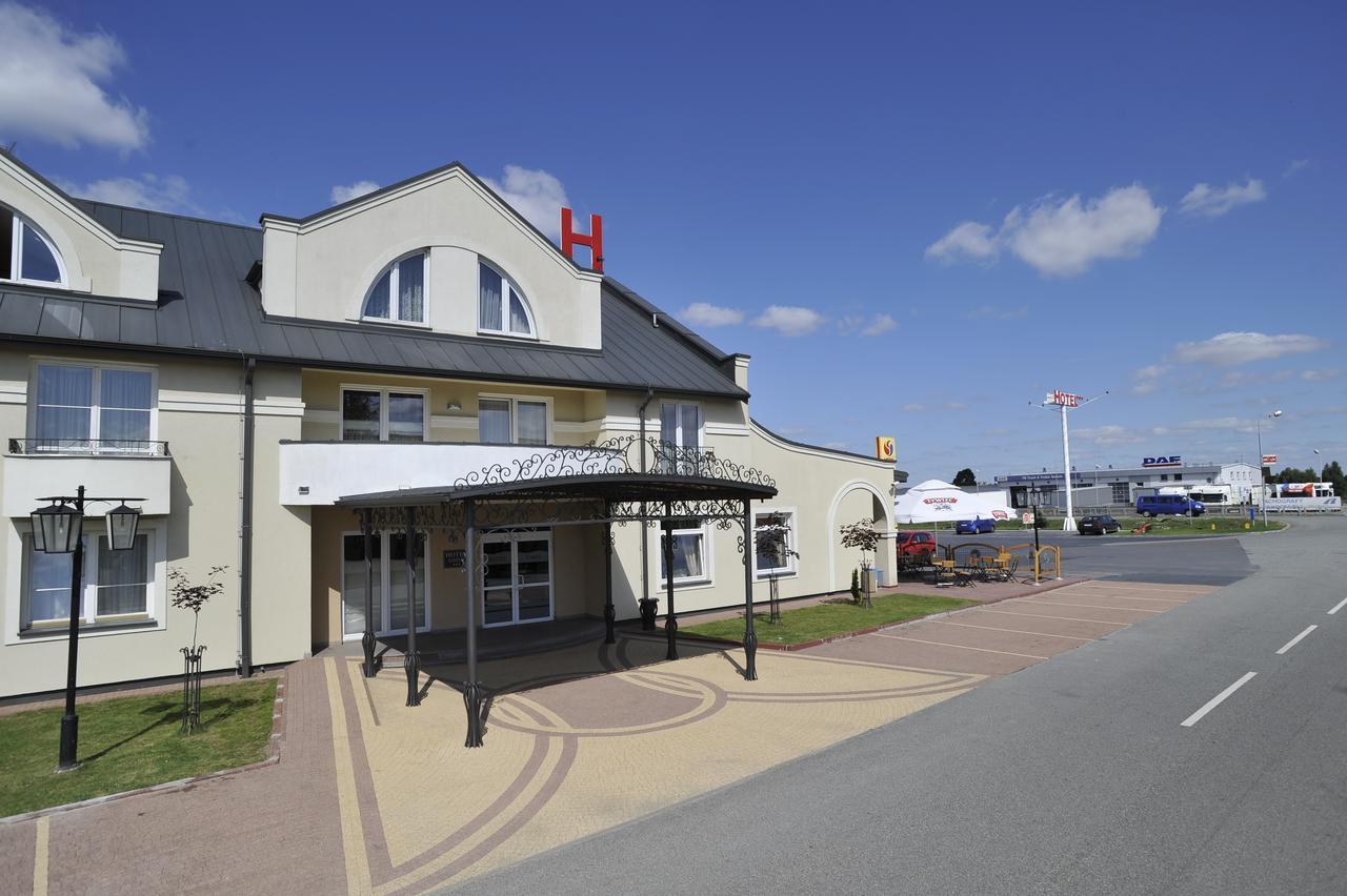 Hotel Lotos Woskrzenice Duze Extérieur photo